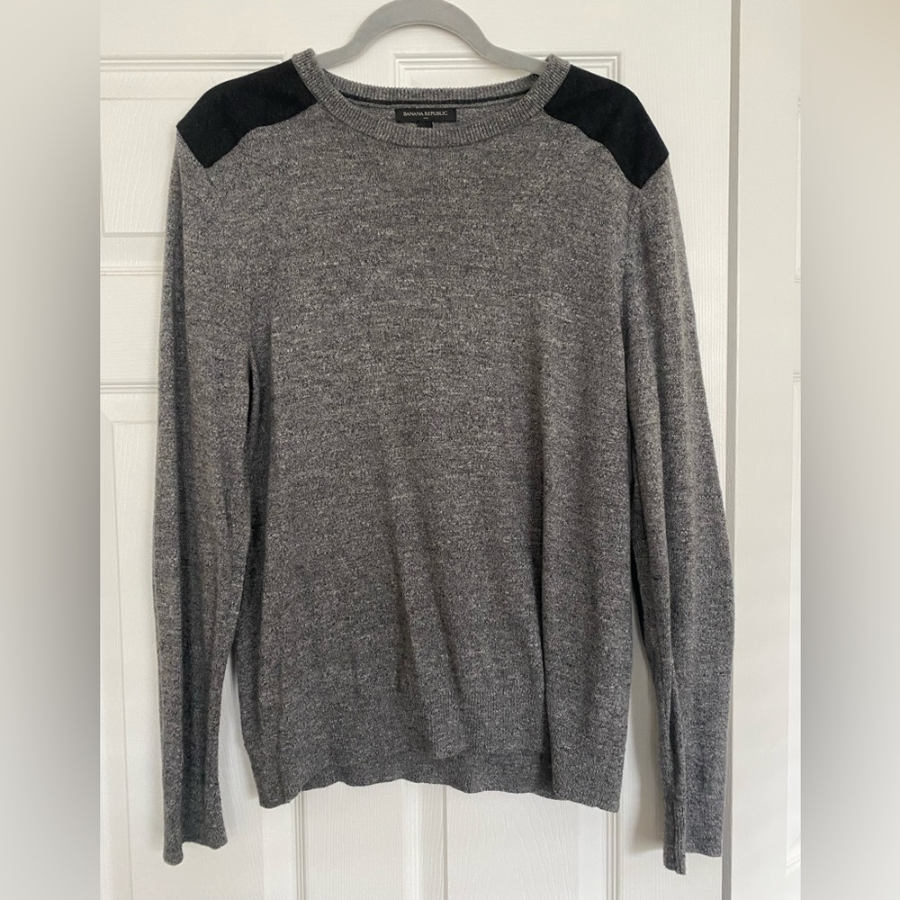 Banana Republic Men’s Sweater with elbow pads